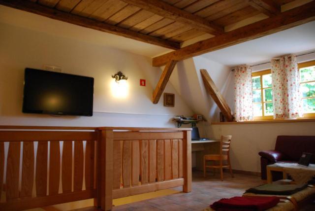 Farm Stay Rotovnik - Plesnik Словень-Градец Экстерьер фото