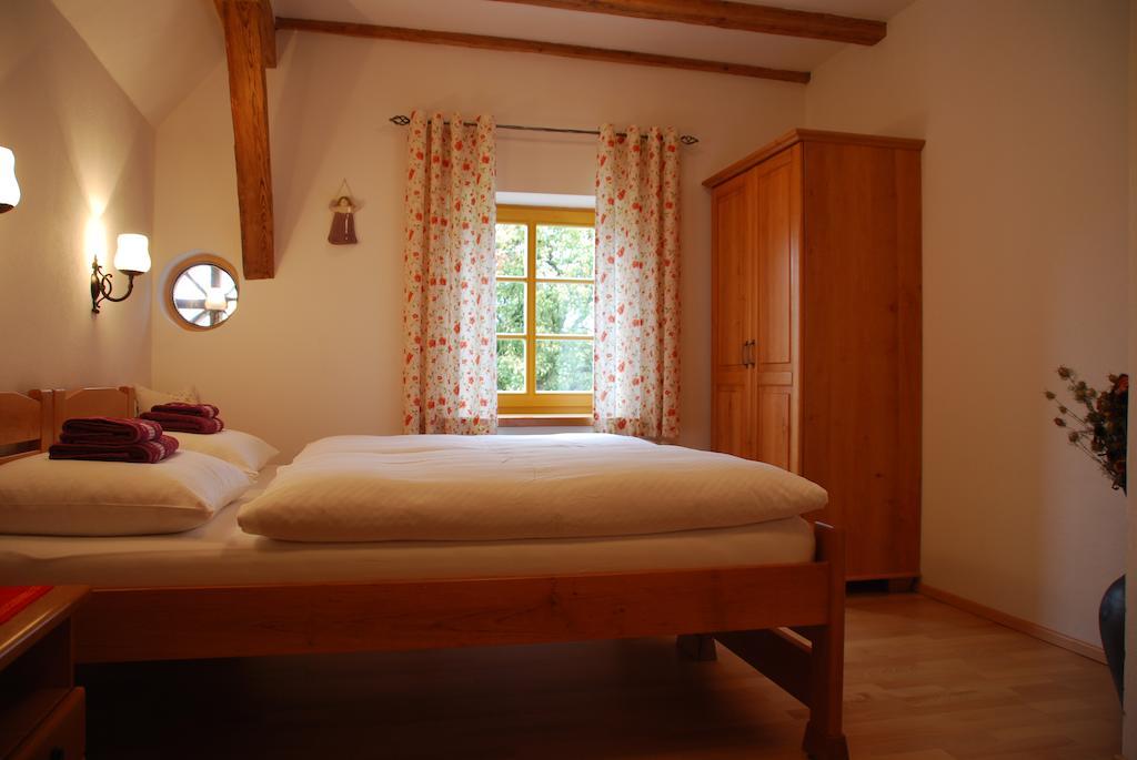 Farm Stay Rotovnik - Plesnik Словень-Градец Номер фото